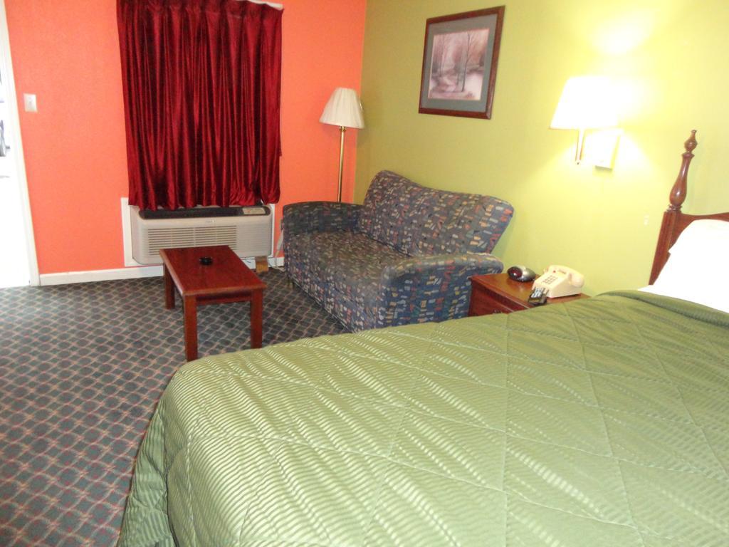 Royal Inn & Suites Tunica Exterior photo
